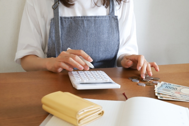 学習塾の費用相場と授業料の目安｜塾代の内訳と節約方法を徹底解説のアイキャッチ